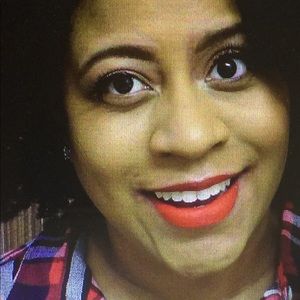 Meet your Posher, Racquel